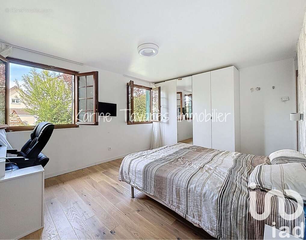 Photo 8 - Maison à BURES-SUR-YVETTE