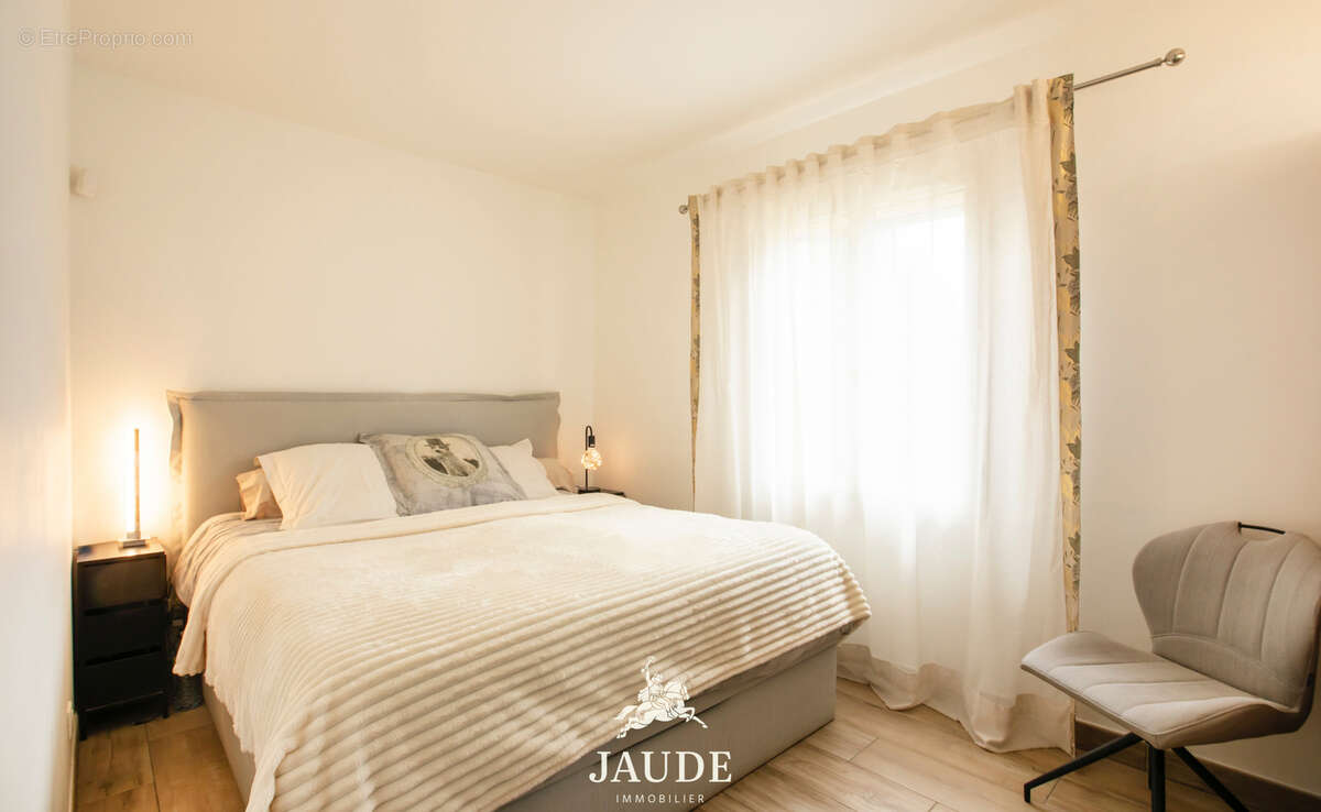 Maison à PLAN-DE-LA-TOUR