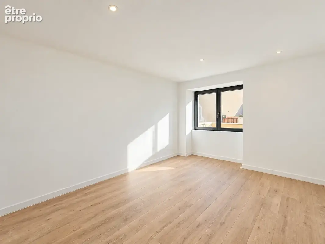 Maison T5 d’environ 145 m2  rénovée avec extérieur et stationnements. Situé à 18 min de Vienne sur la commune - photo 6