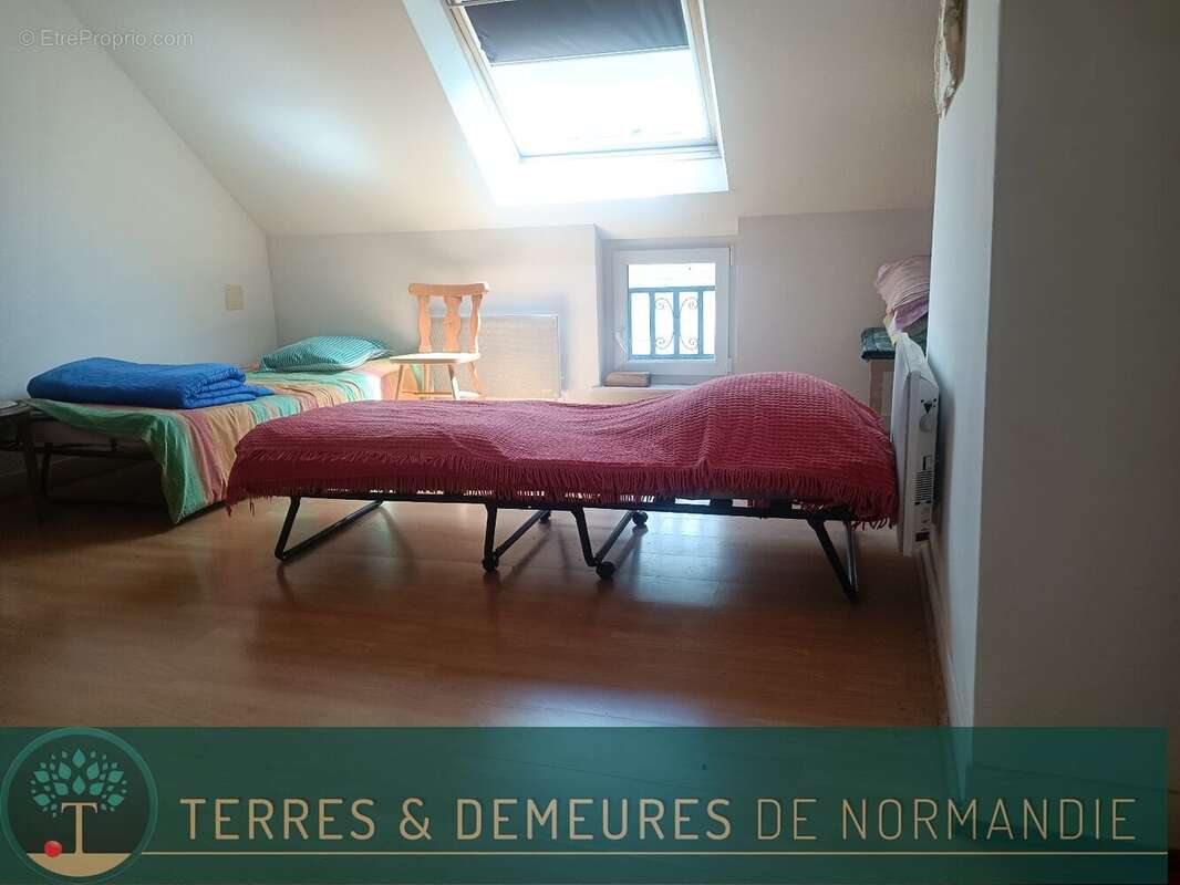 Maison à CORMEILLES