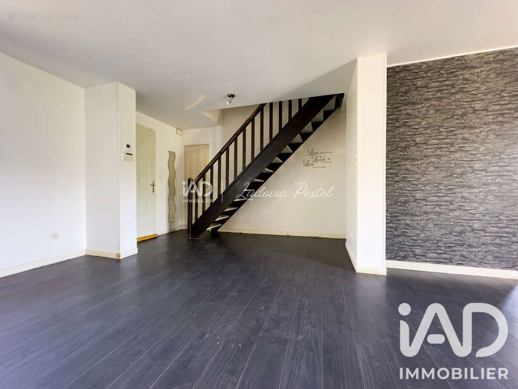 Maison 97 m² à Grisolles  - photo 8