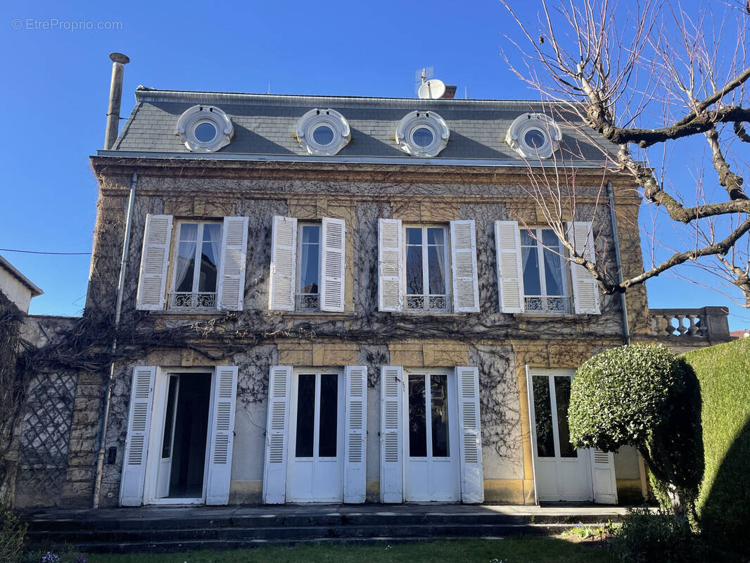 Photo 1 - Maison à COURS-LA-VILLE