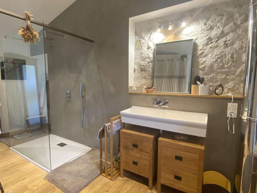 904E1C9A46924DBFBDC9A65E9E273AB3 - Maison à LIBOURNE