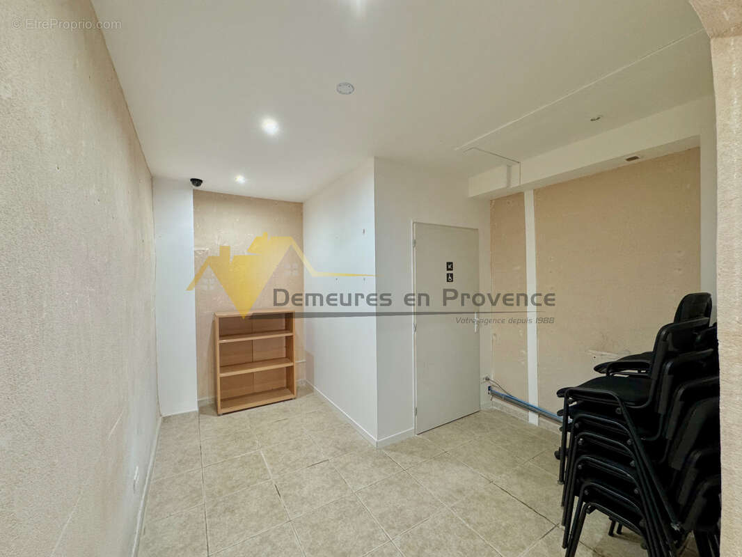 VAISON-LA-ROMAINE   Immeuble Idéal investisseur. - photo 17