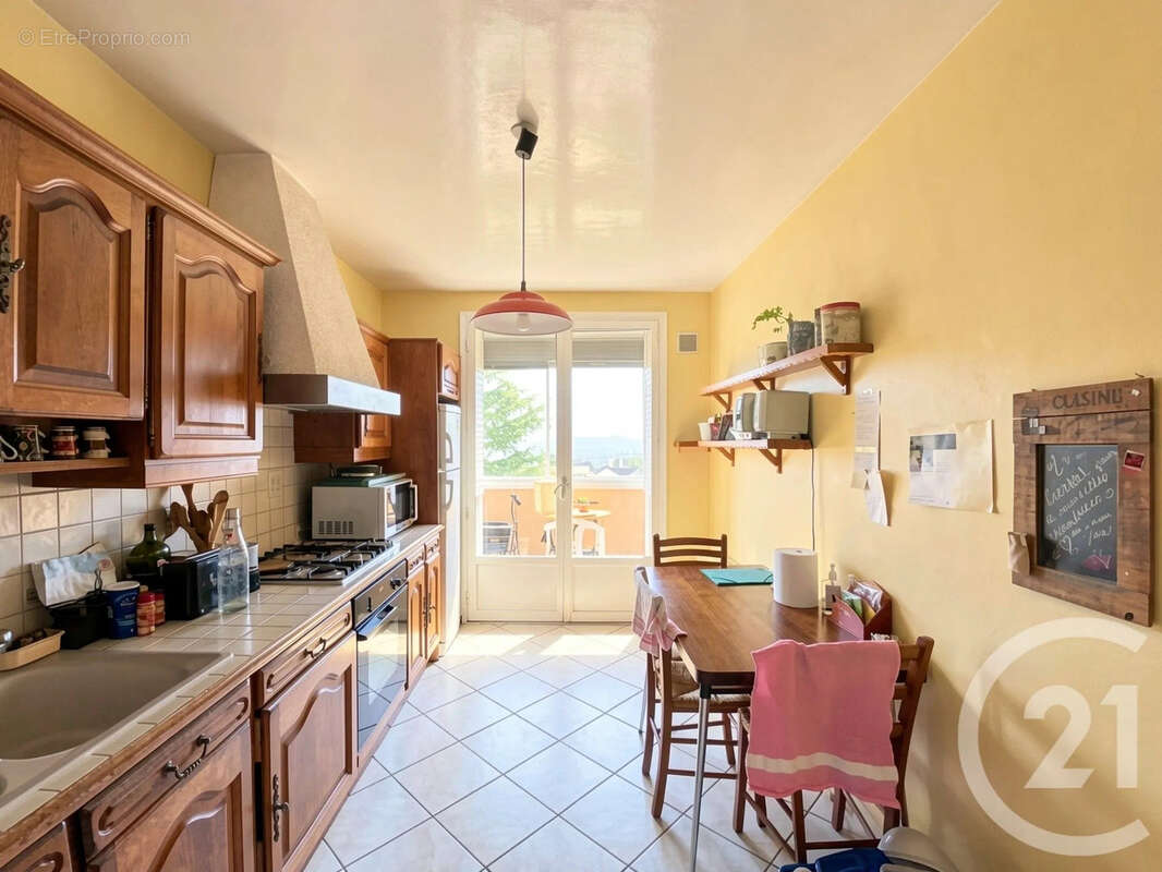 Appartement à GRIGNY