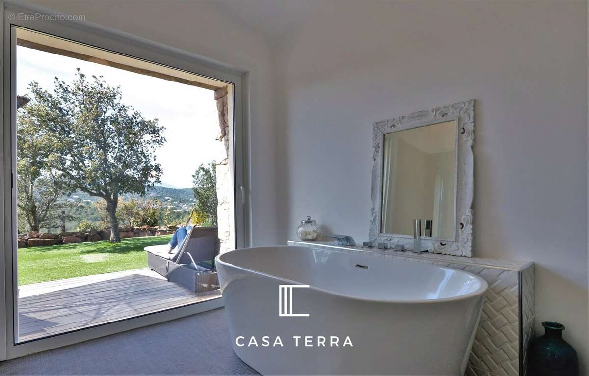 Maison à PORTO-VECCHIO