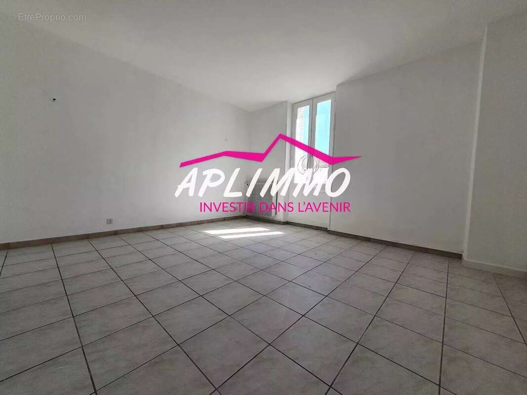 Appartement à LE TEIL