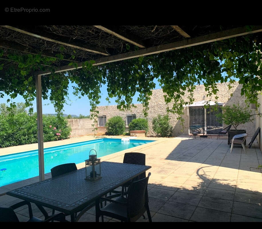 Maison à SAINT-GENIES-DE-COMOLAS