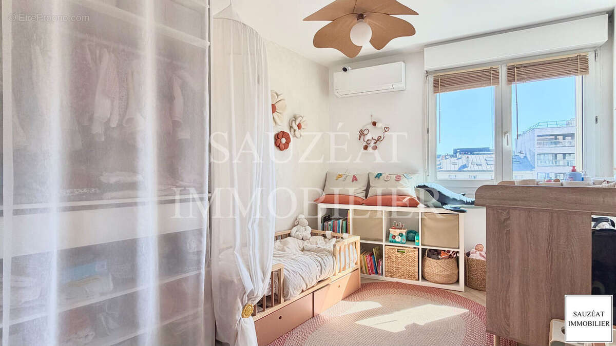 Appartement à MONTROUGE
