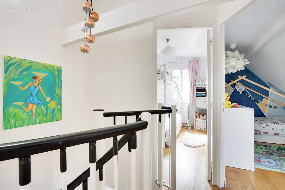 Appartement à COLOMBES