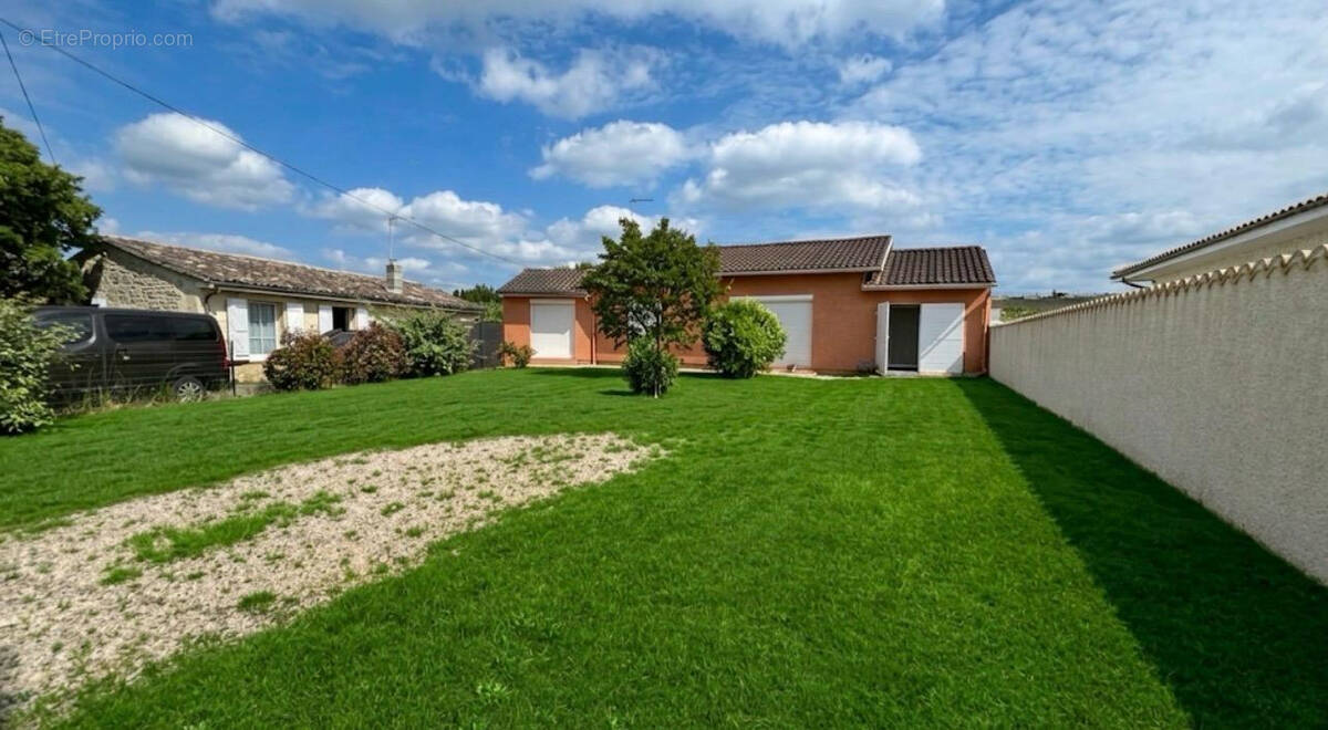 Maison à SAINT-ANDRE-DE-CUBZAC