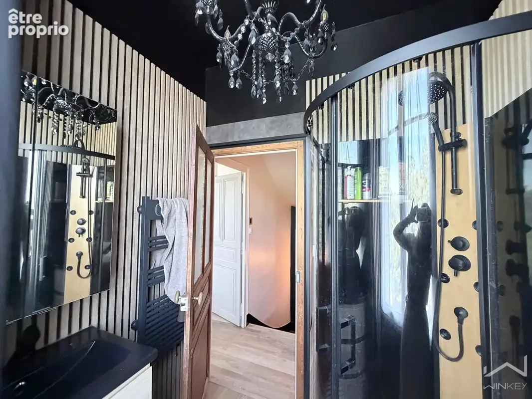 Vaste maison de maitre familiale ou d'activité aux portes d'ANGERS - photo 11