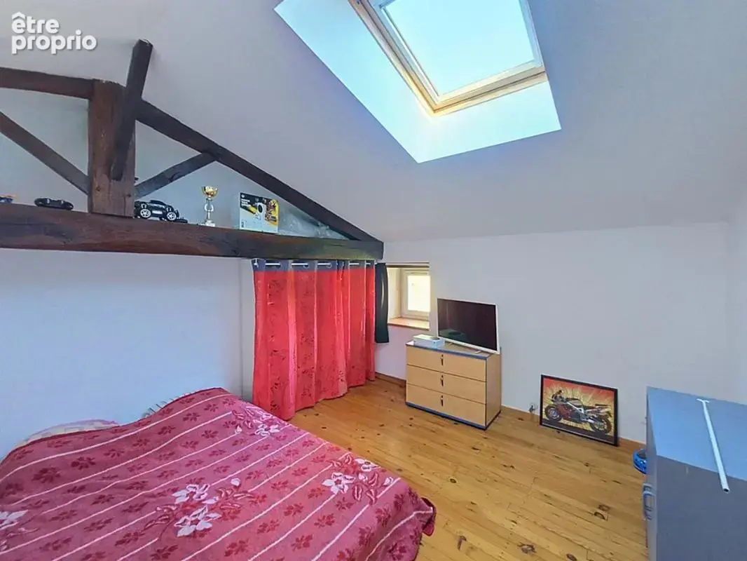 Maison 9 pièces 310 m² à vendre à Surin (79220) - photo 11