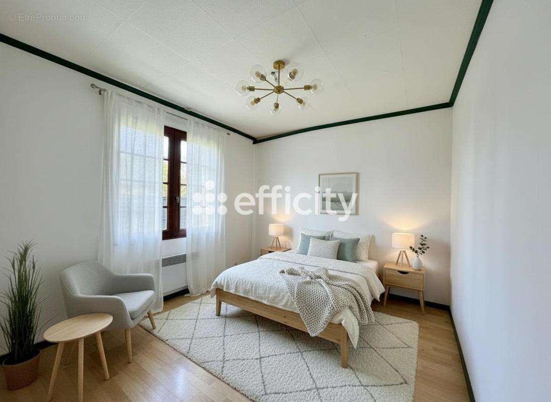 Maison à GUJAN-MESTRAS