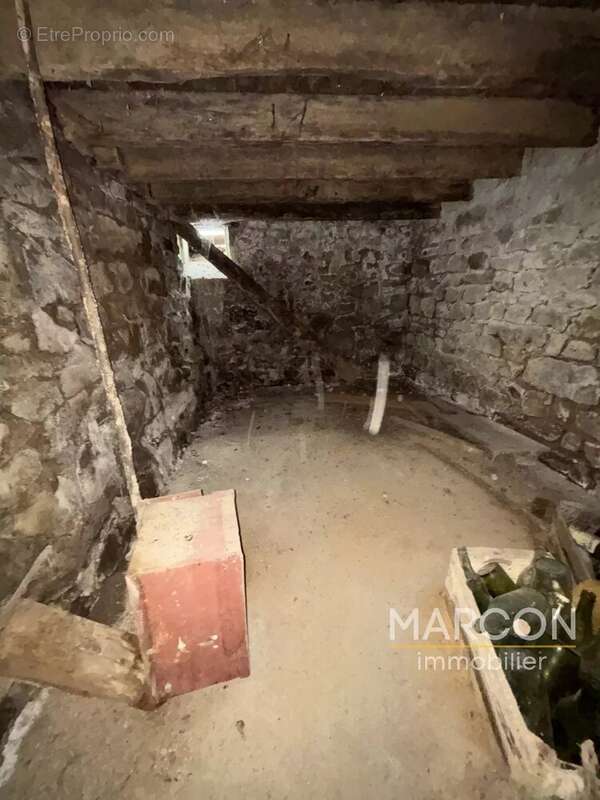 Maison à CHAMPAGNAT