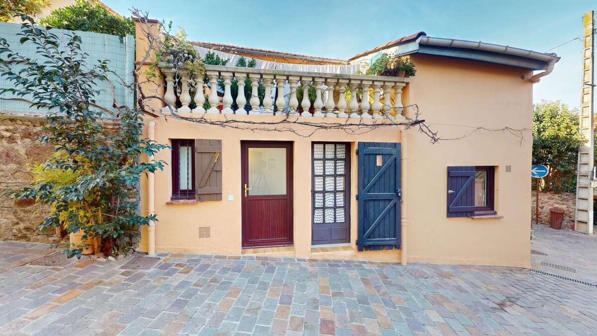 Appartement à MANDELIEU-LA-NAPOULE