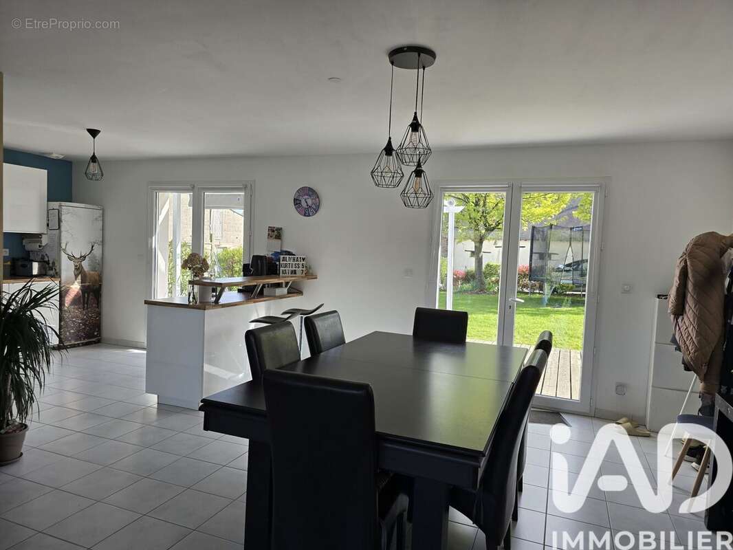 Photo 5 - Maison à ISSE