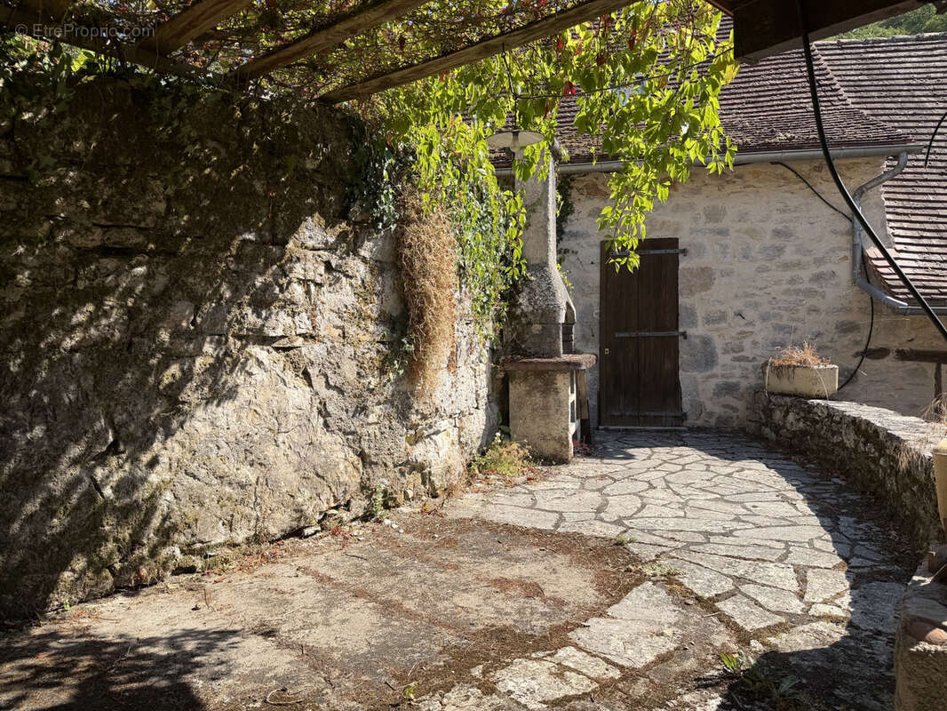 Ensemble en pierre - photo 6