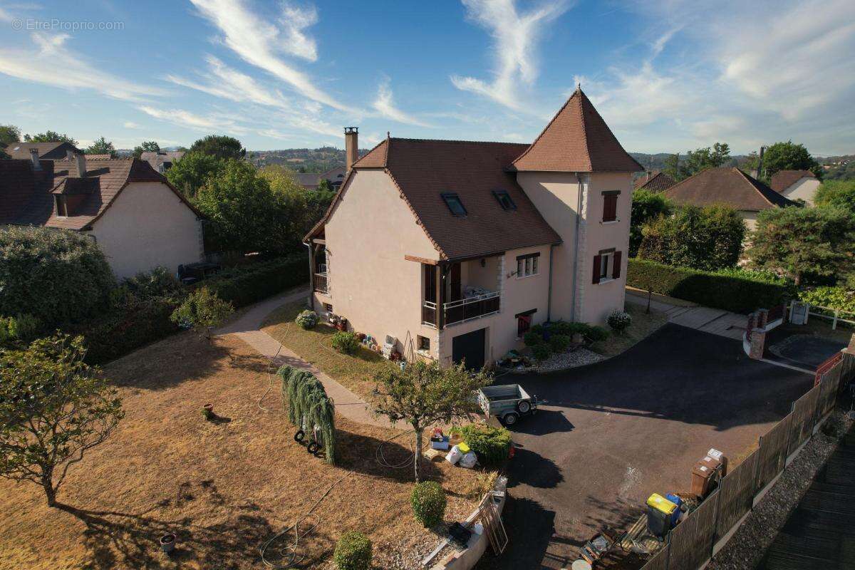 Maison sur les hauteurs - photo 3