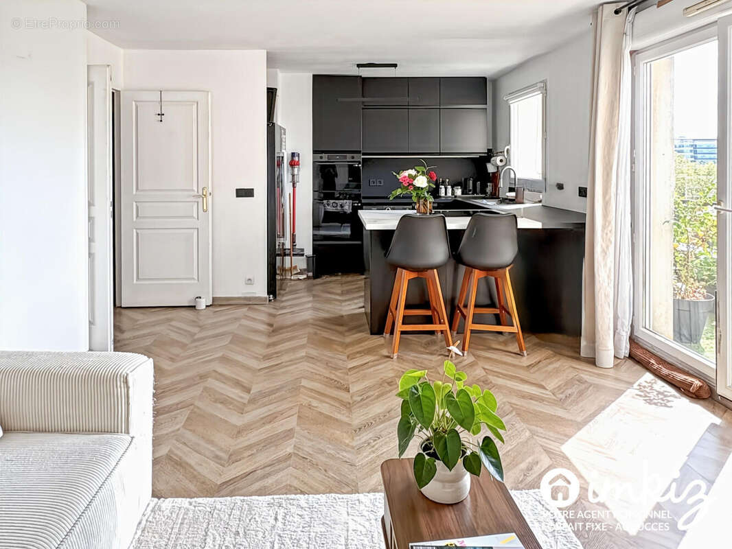Appartement à COLOMBES