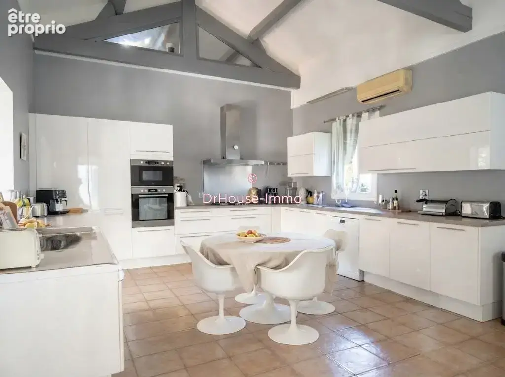 Maison 4 pièces 120 m² à vendre à Hyeres (83400) - photo 3