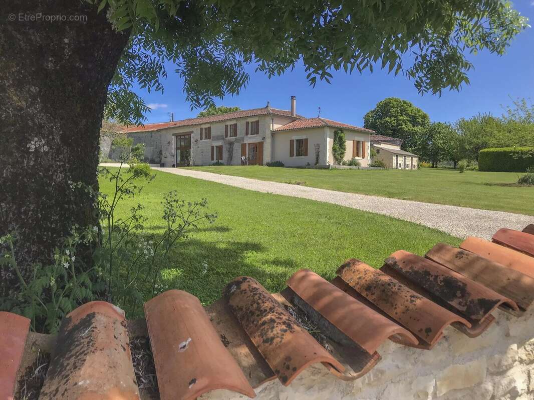 Maison à MATHA