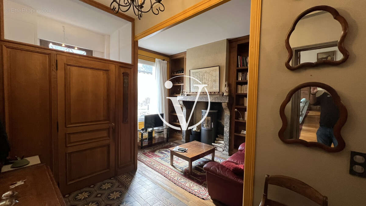 Maison 369 m² à Vendome  - photo 3