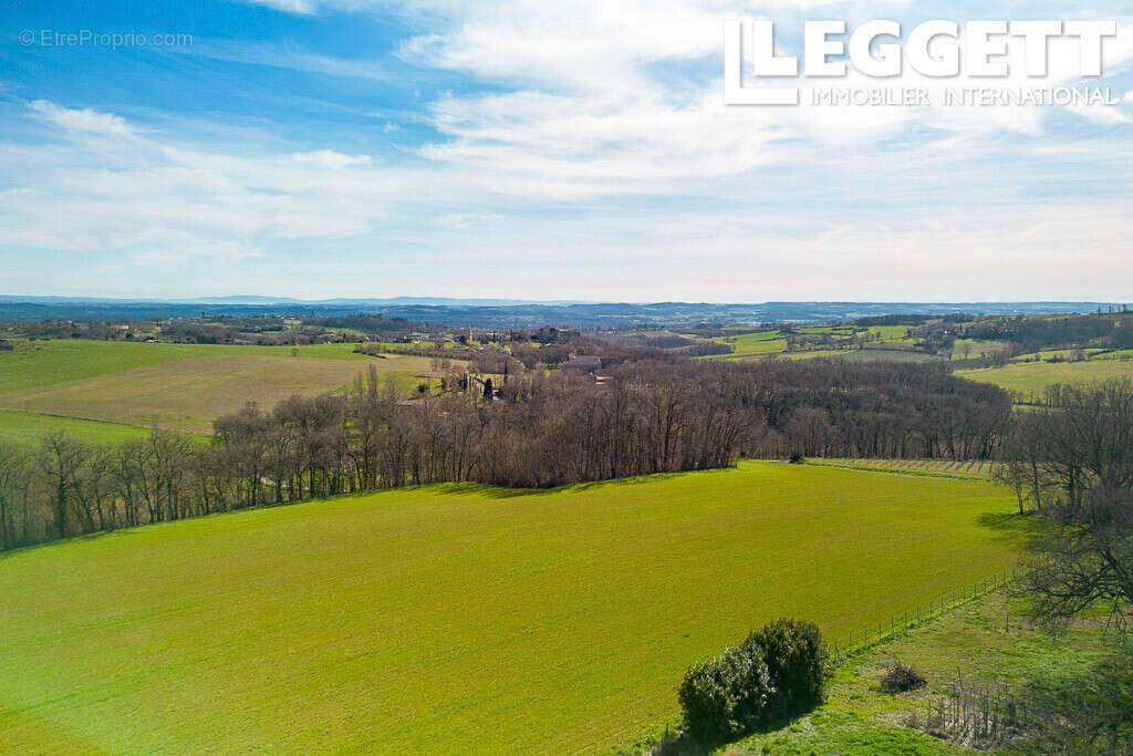 Maison à CAHUZAC-SUR-VERE