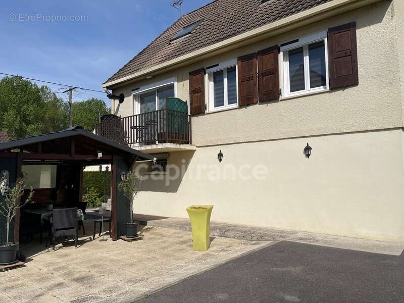 Maison à TERGNIER