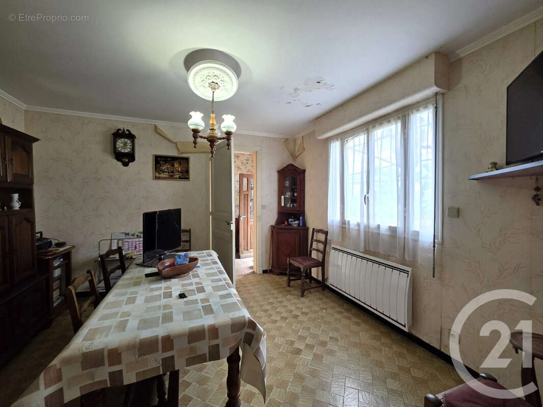 Maison à CARBONNE