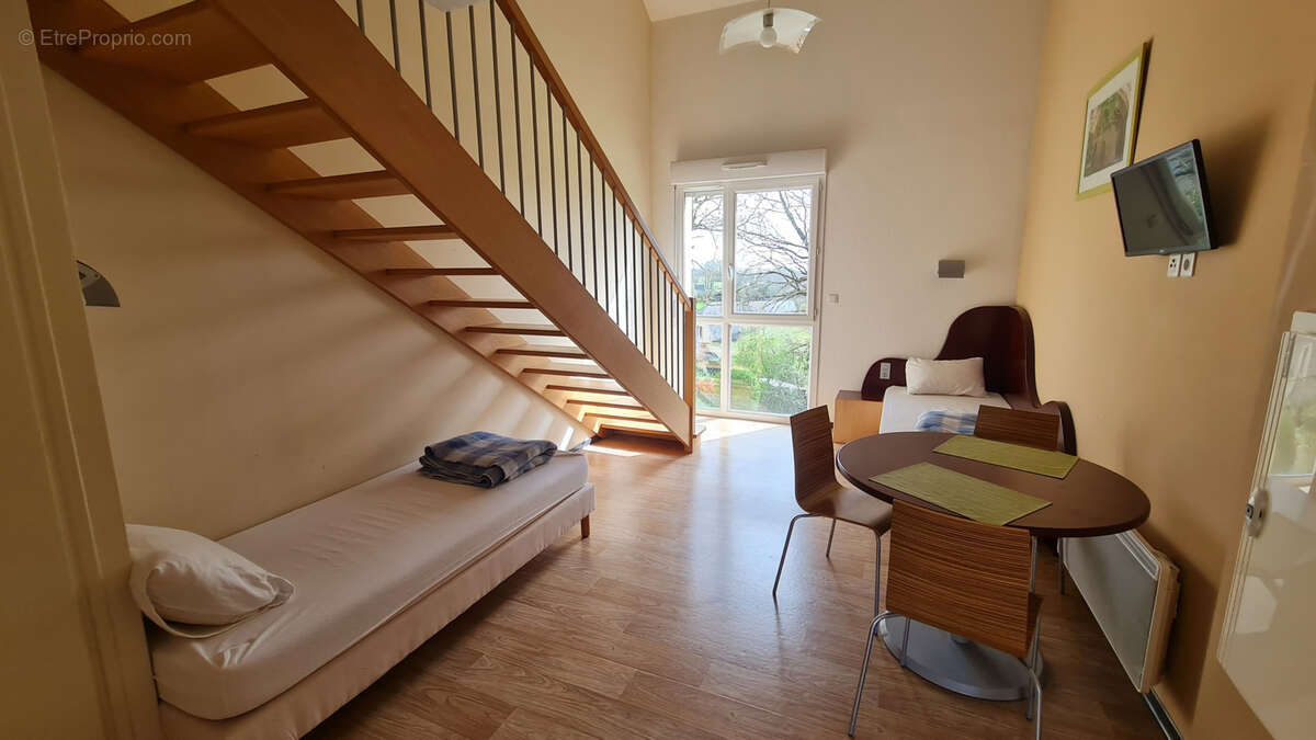 Appartement à NAUCELLE