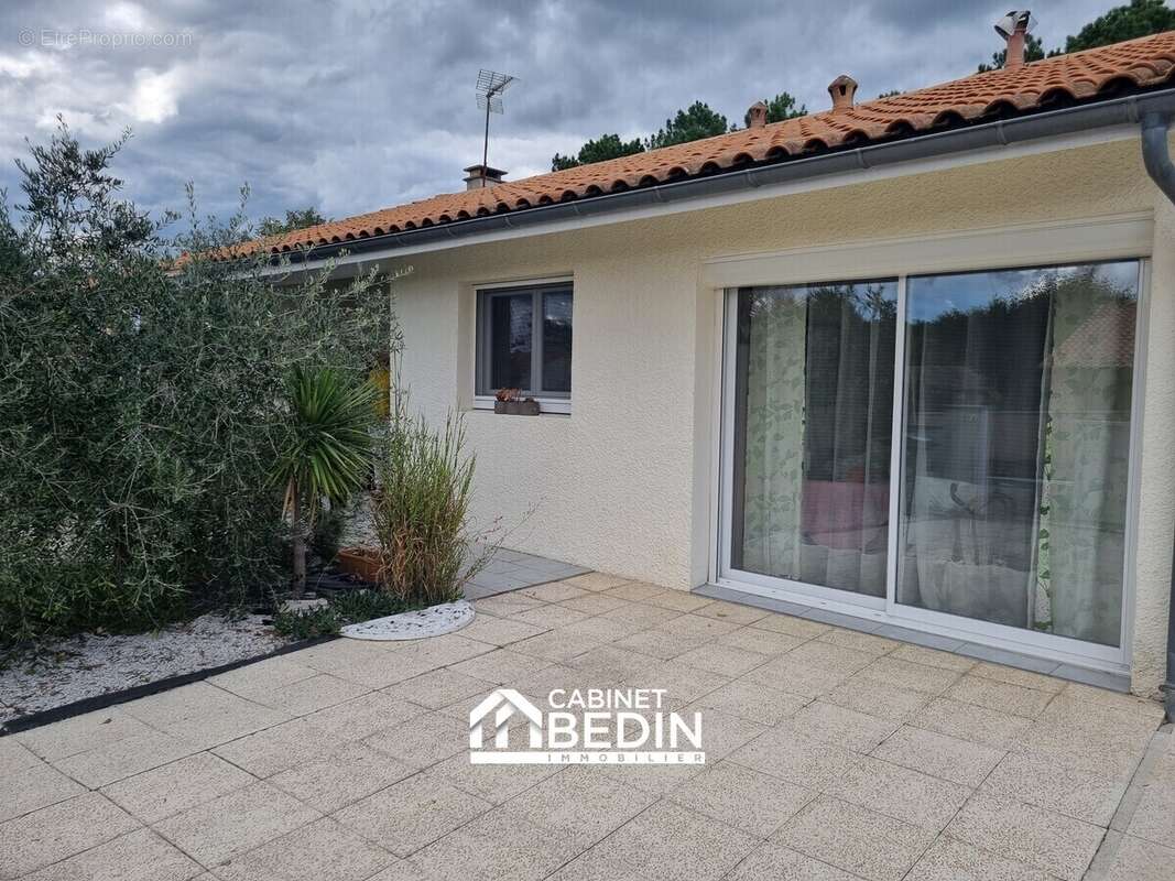 Maison à LE HAILLAN