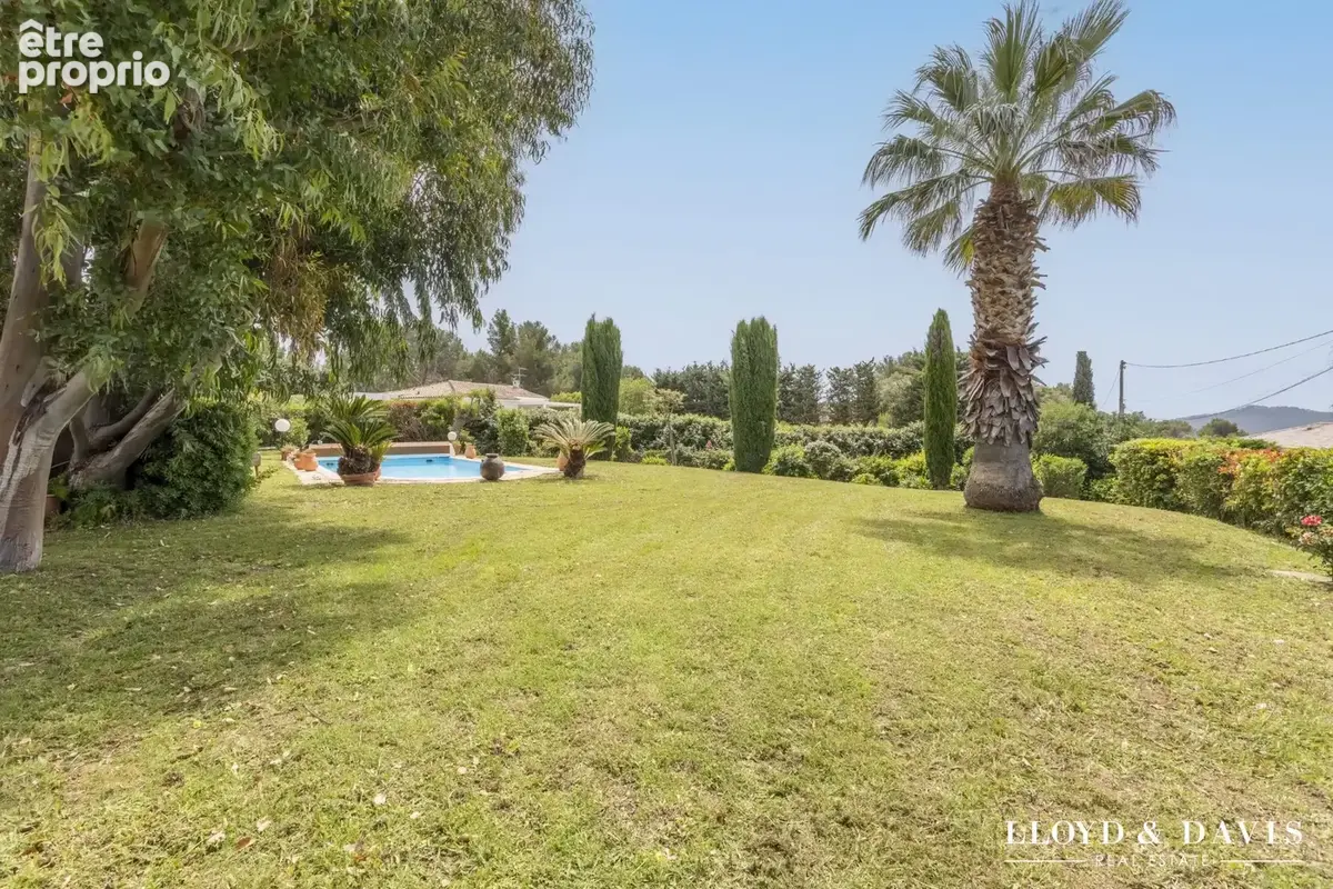 Maison 8 pièces 185 m² à vendre à La Cadiere-D'azur (83740) - photo 8