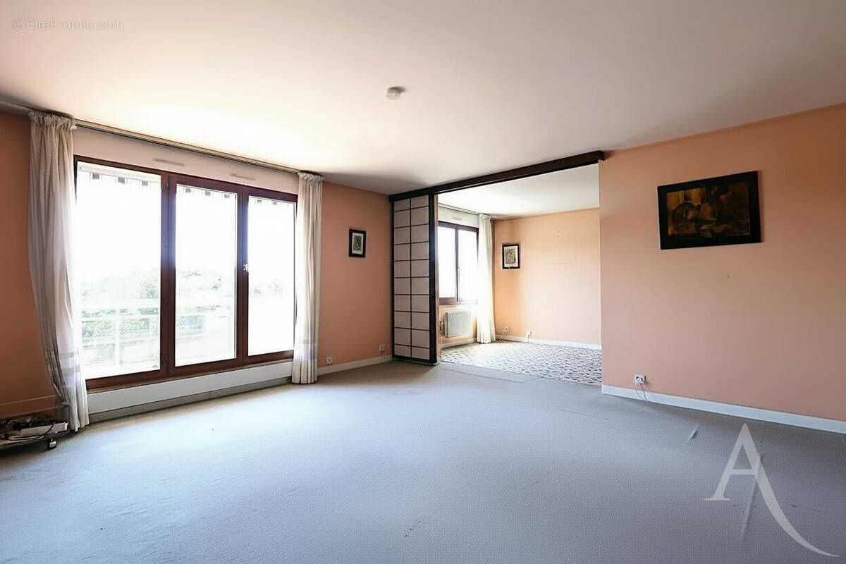 Appartement à CHAVILLE