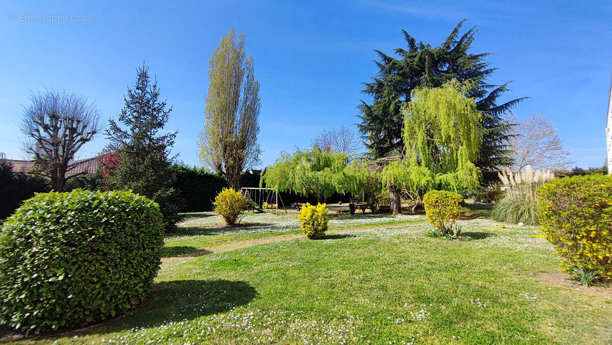 Appartement à ERMONT