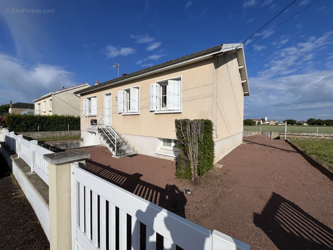 Maison à THOUARS
