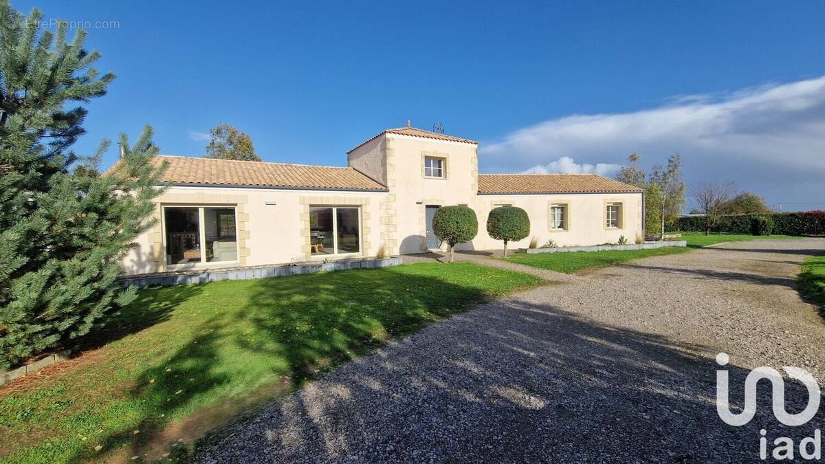 Photo 1 - Maison à MERVENT