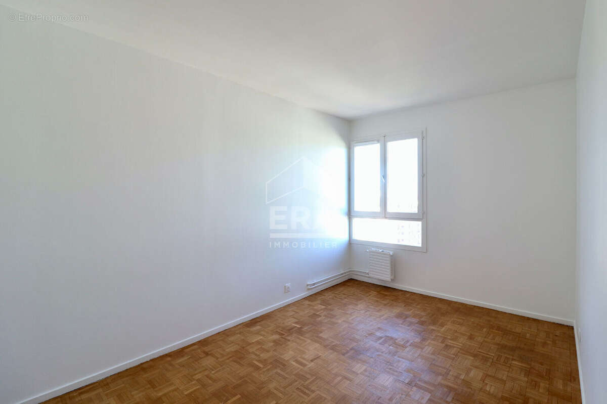 Appartement à CHAMPS-SUR-MARNE