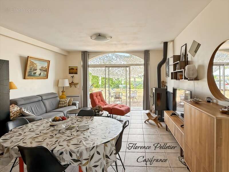 Maison à vendre 3 pièces CUQ TOULZA (81) - Terrain de 9 900 m² et dépendances - photo 6