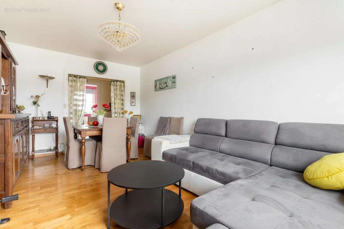 Appartement à MARCQ-EN-BAROEUL