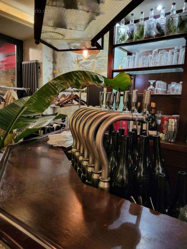 Commerce à PARIS-5E