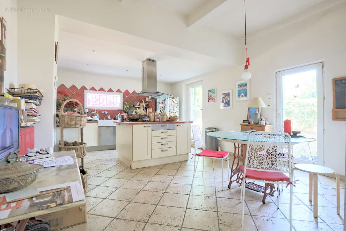 Maison à LA VALETTE-DU-VAR