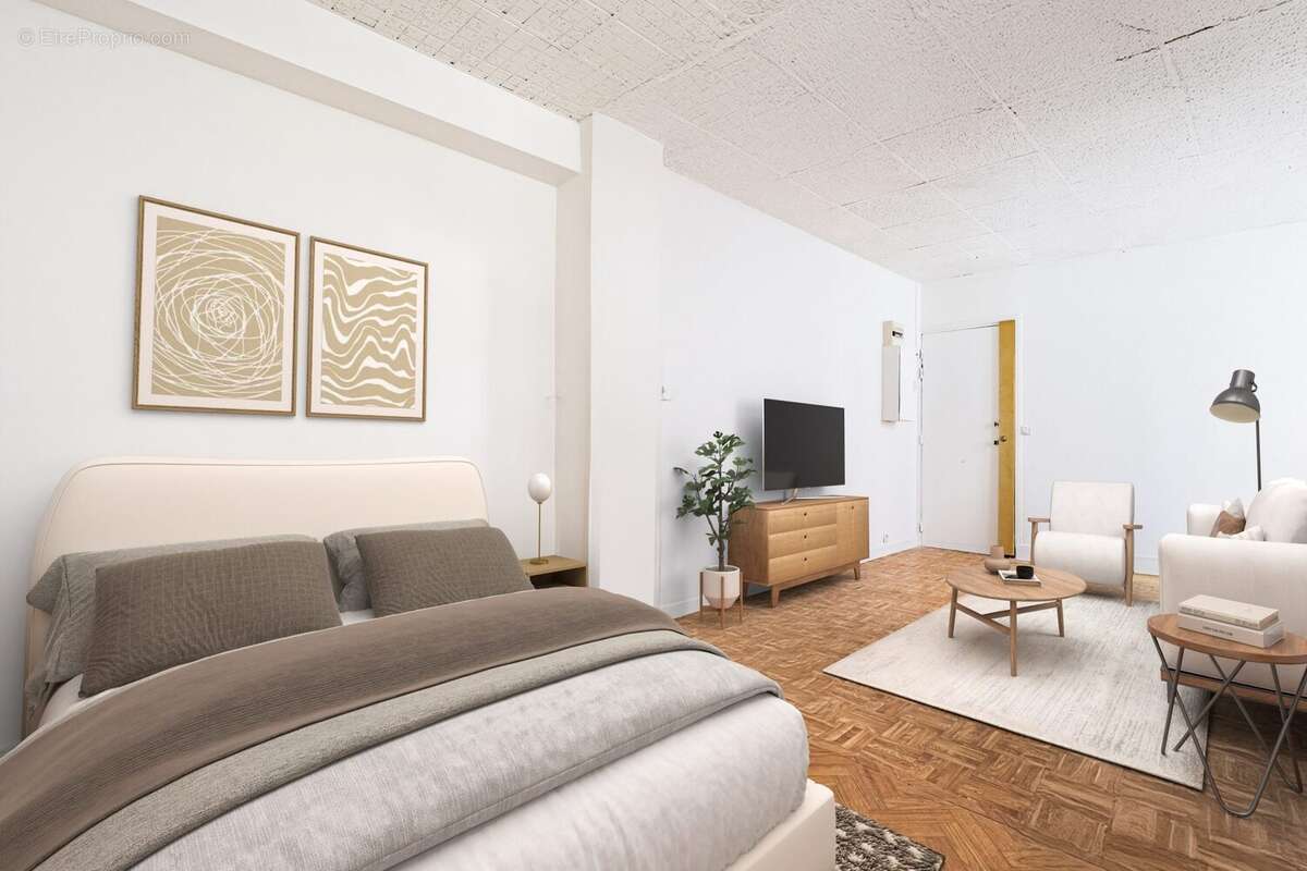 Appartement à PARIS-18E