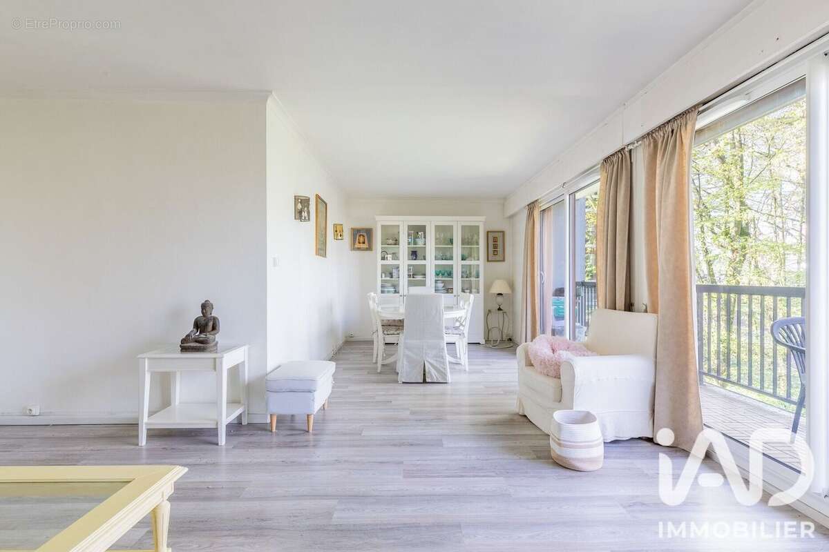 Appartement 83 m² à Chilly-Mazarin  - photo 6