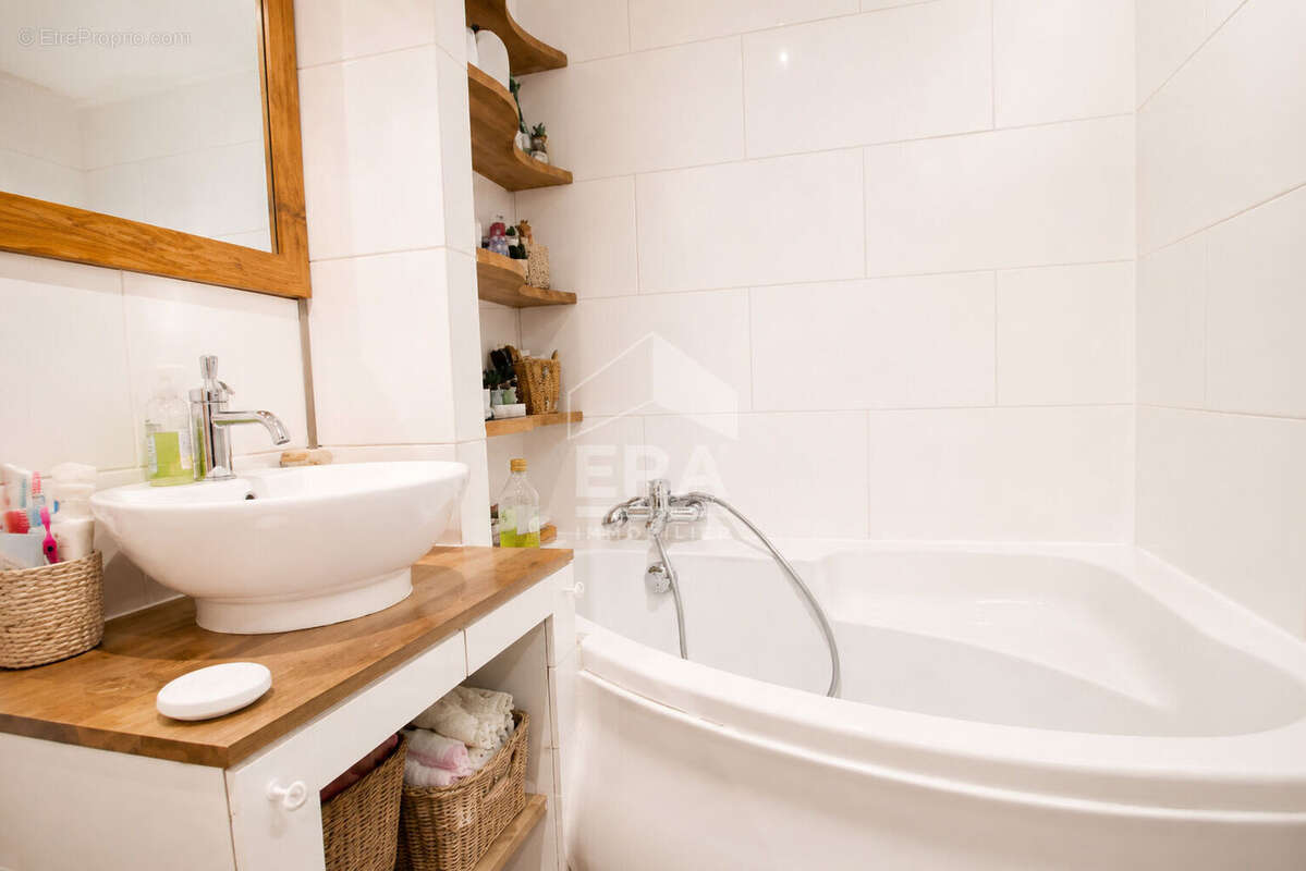 Appartement à ISSY-LES-MOULINEAUX