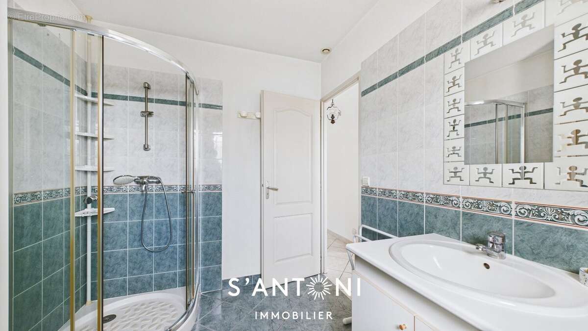 Maison à PUISSALICON