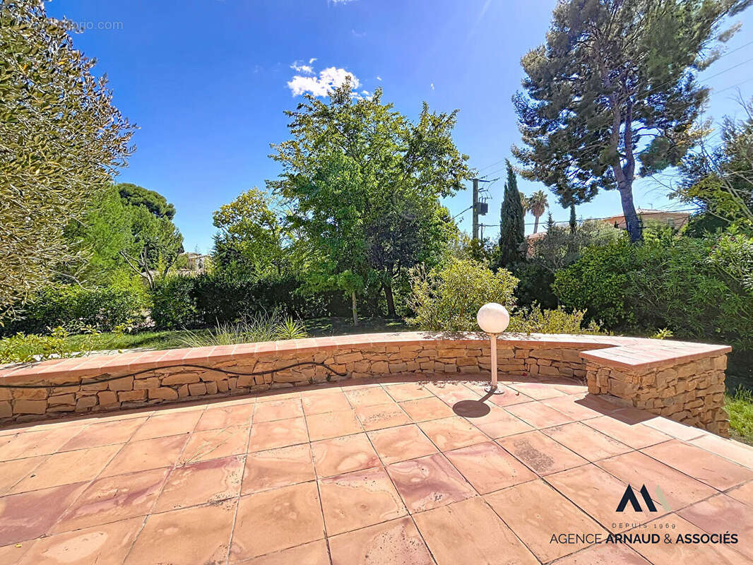 Magnifique maison (5 chambres) de plain-pied avec piscine - photo 12