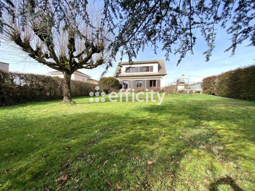 Maison à LA TOUR-DU-PIN