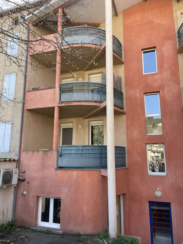 Appartement à SAINT-AFFRIQUE