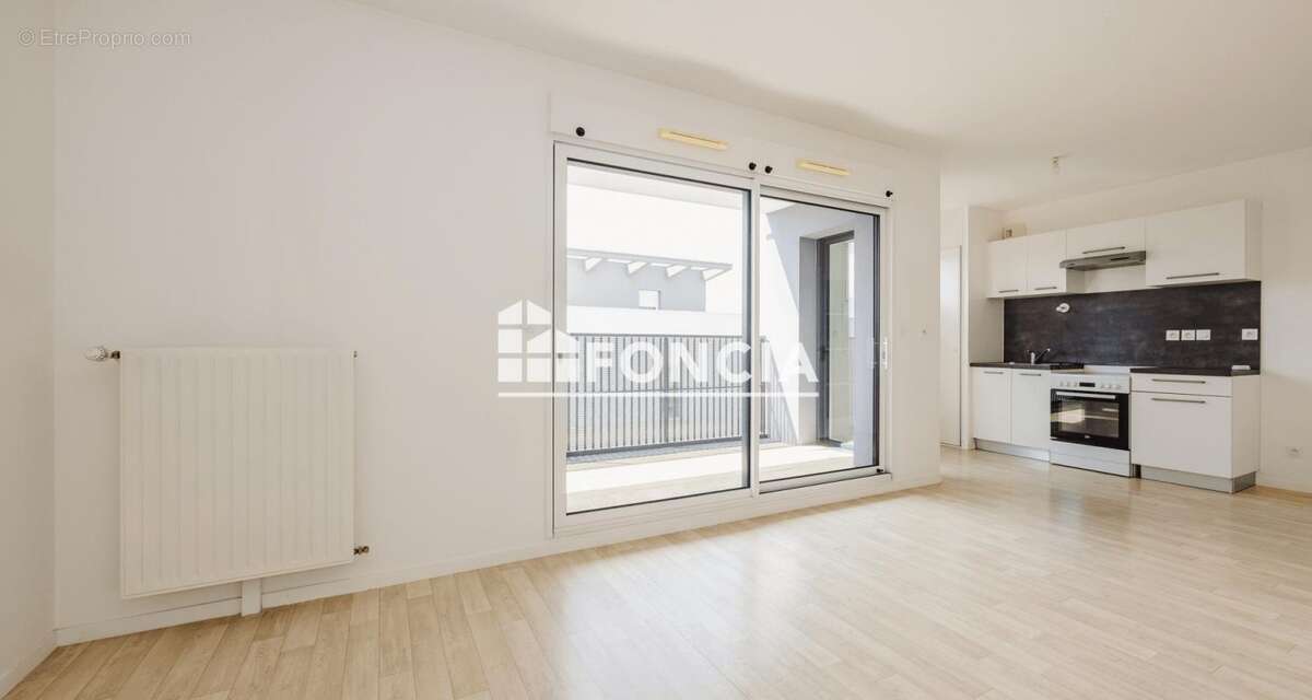 Appartement à CHARTRES-DE-BRETAGNE